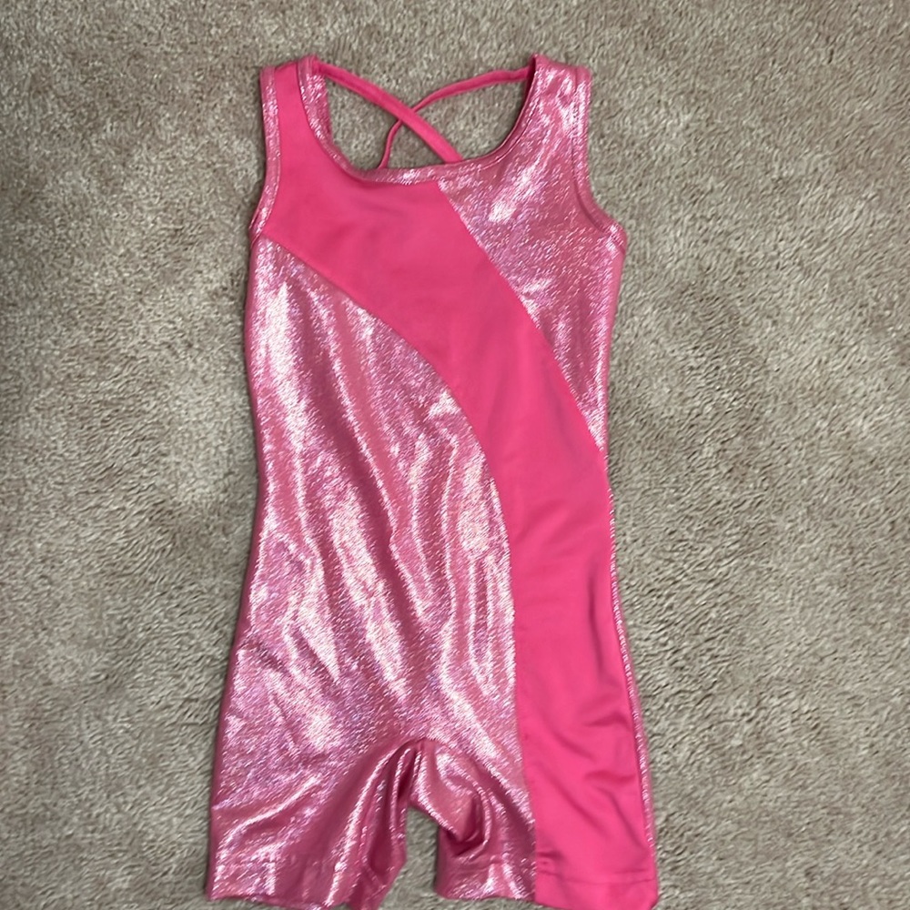 Danskin Now Pink Shiny Size 4-5 Leotard - Poly/Spandex